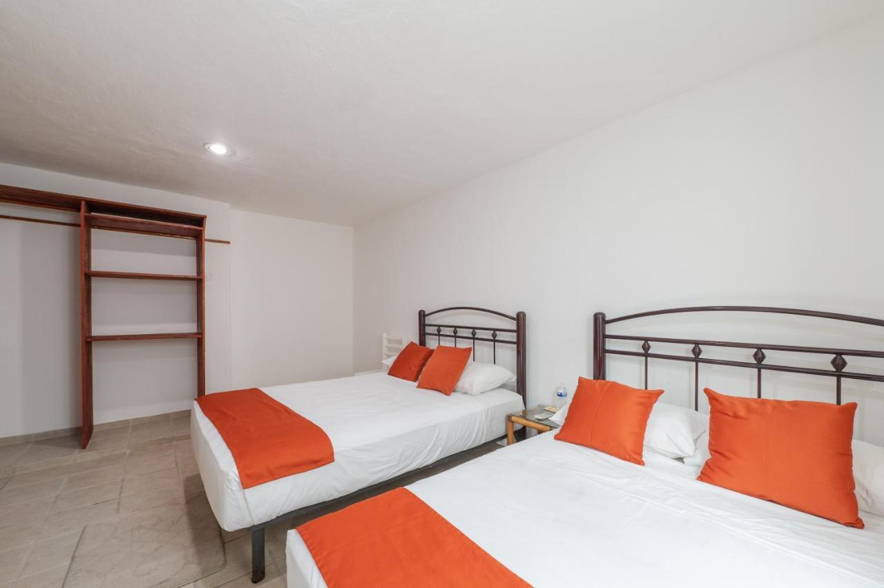 Puerto Caracol Hotel