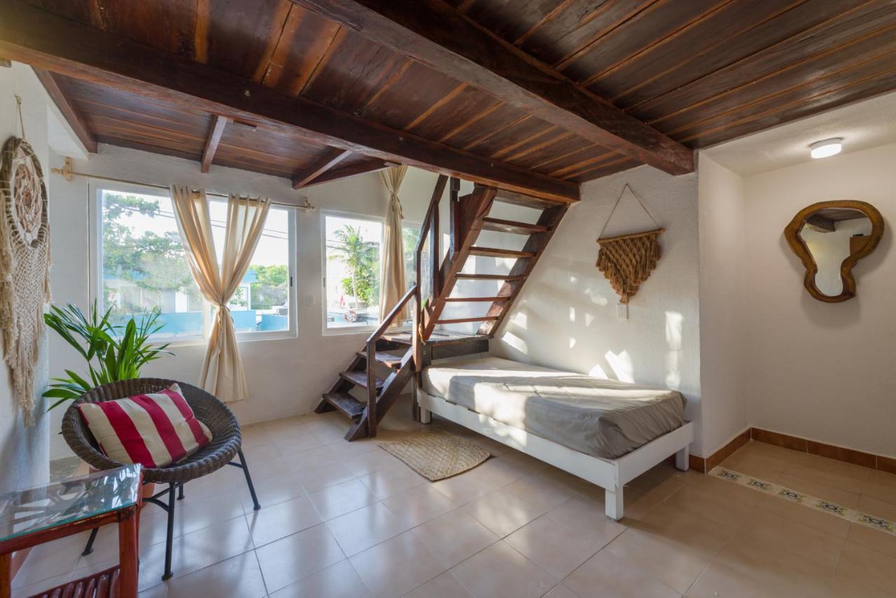 Puerto Caracol Hotel 3*