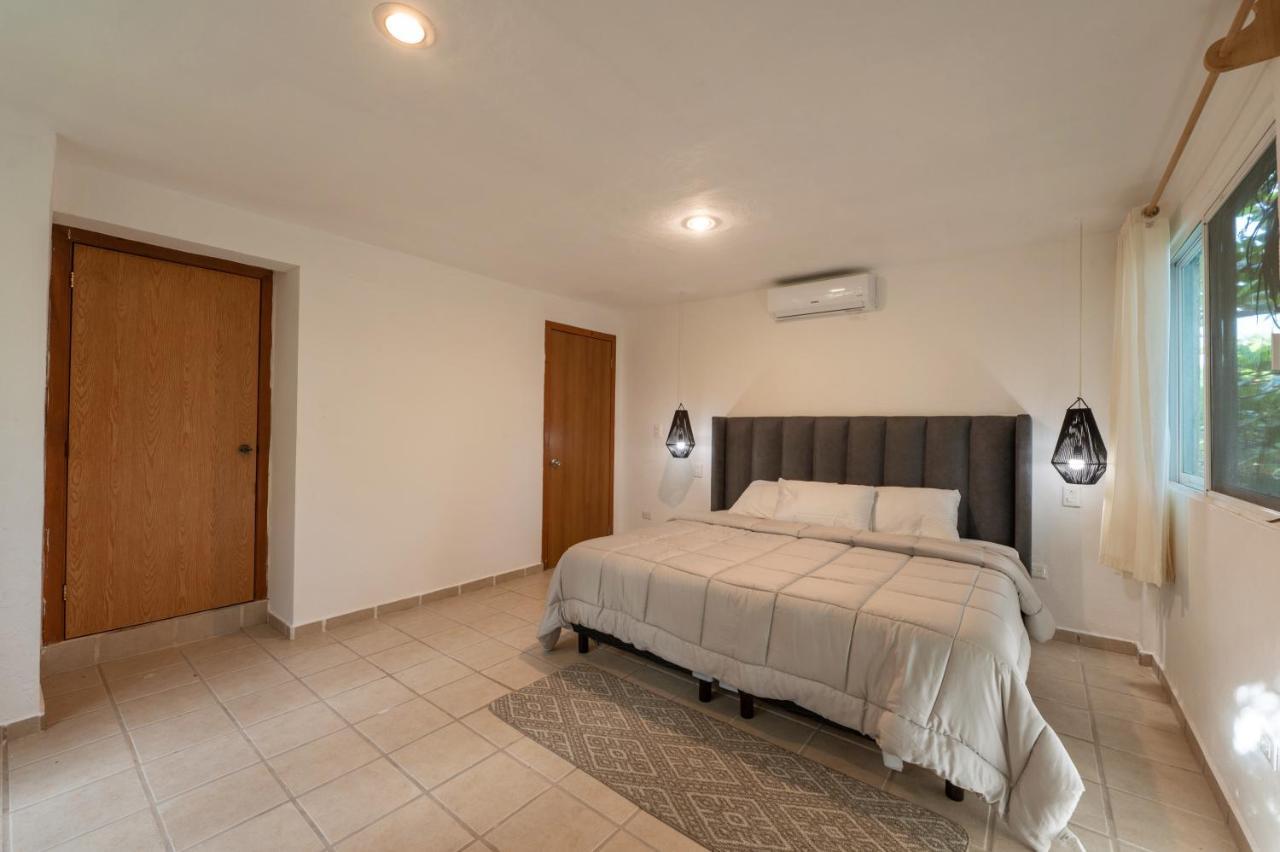 Caracol Hotel