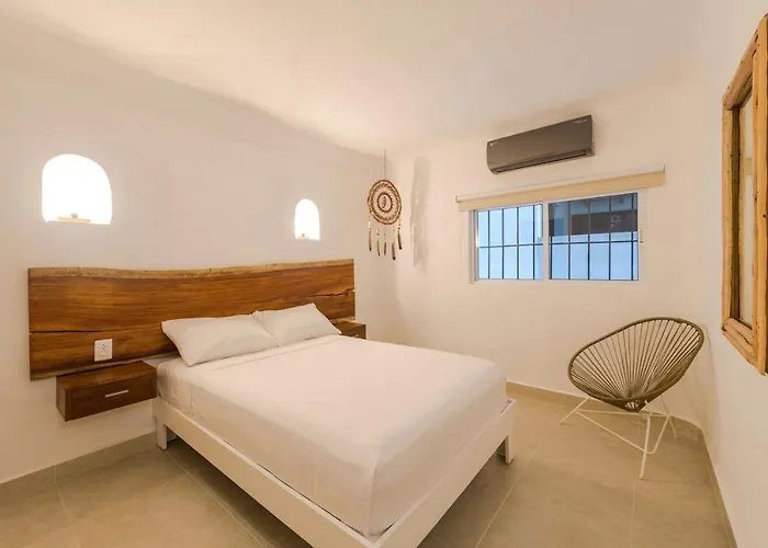 Hotel Puerto Caracol